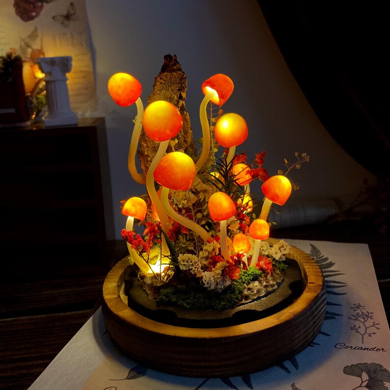 🍄 Enchanted Forest，Handcrafted Mushroom Dome Night Light